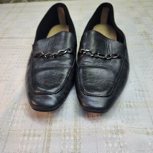 Women's Black Leather Chain-Trim Slip-On Loafers